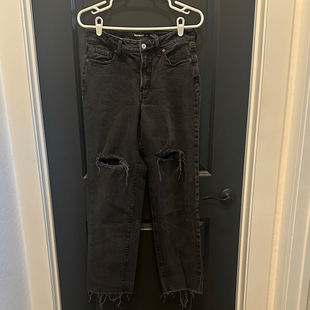 Old Navy Black Distressed Straight Leg Cropped Jeans